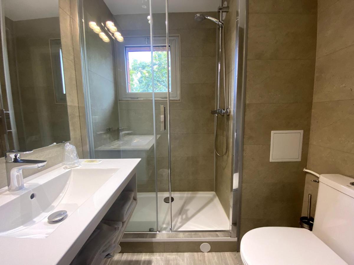 Double Room,1280916802:JPEG